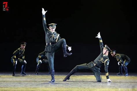 军旅舞蹈技术技巧展示图（军旅舞蹈动作都有哪些?）